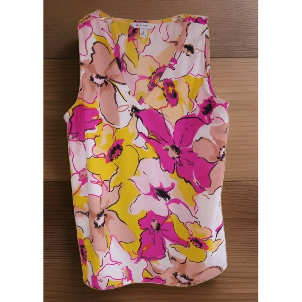 Nine‎ West Womens Size S  V- Neck  Feminine Chic Colorful sleeveless Top Lined